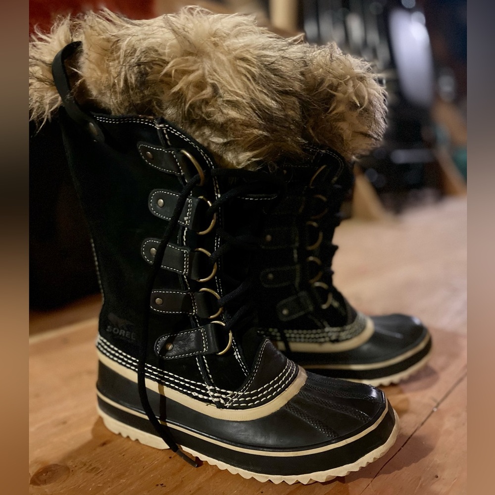 Sorel Black and Tan Faux Fur Winter Rain Boots